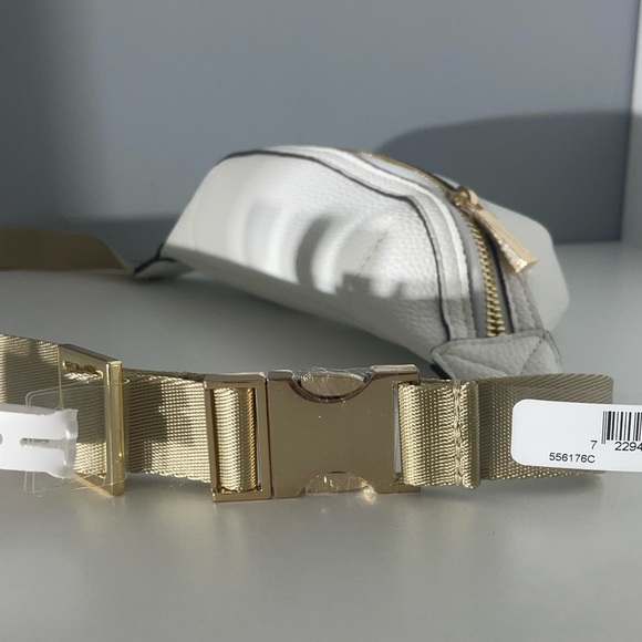 NWT Michael Kors Soft BeltBag - Picture 3 of 9